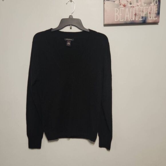 Banana Republic Size L Mens Black 100% Cashmere V Neck Sweater - Picture 1 of 4